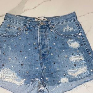 Jean Shorts with pearls